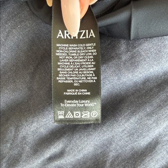 BABATON Aritzia Intellect Satin pleated midi dress - Picture 7 of 7